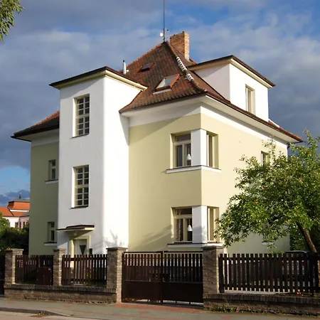 Gasthuis Jasmina 3*
